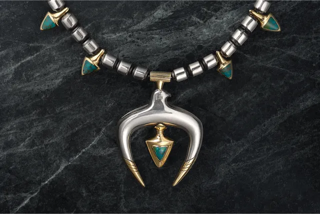 Jacques Marie Mage Atian collana electrum
