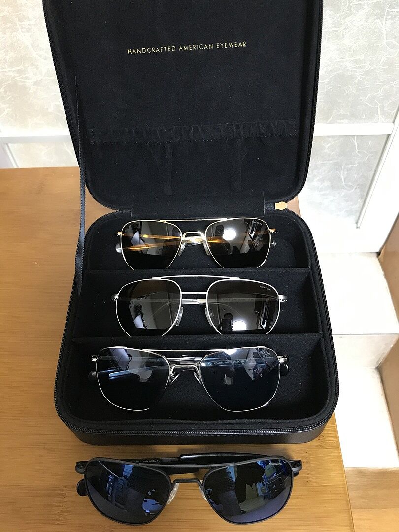 Randolph Aviator Matte Black Cobalt occhiali da sole polarizzati