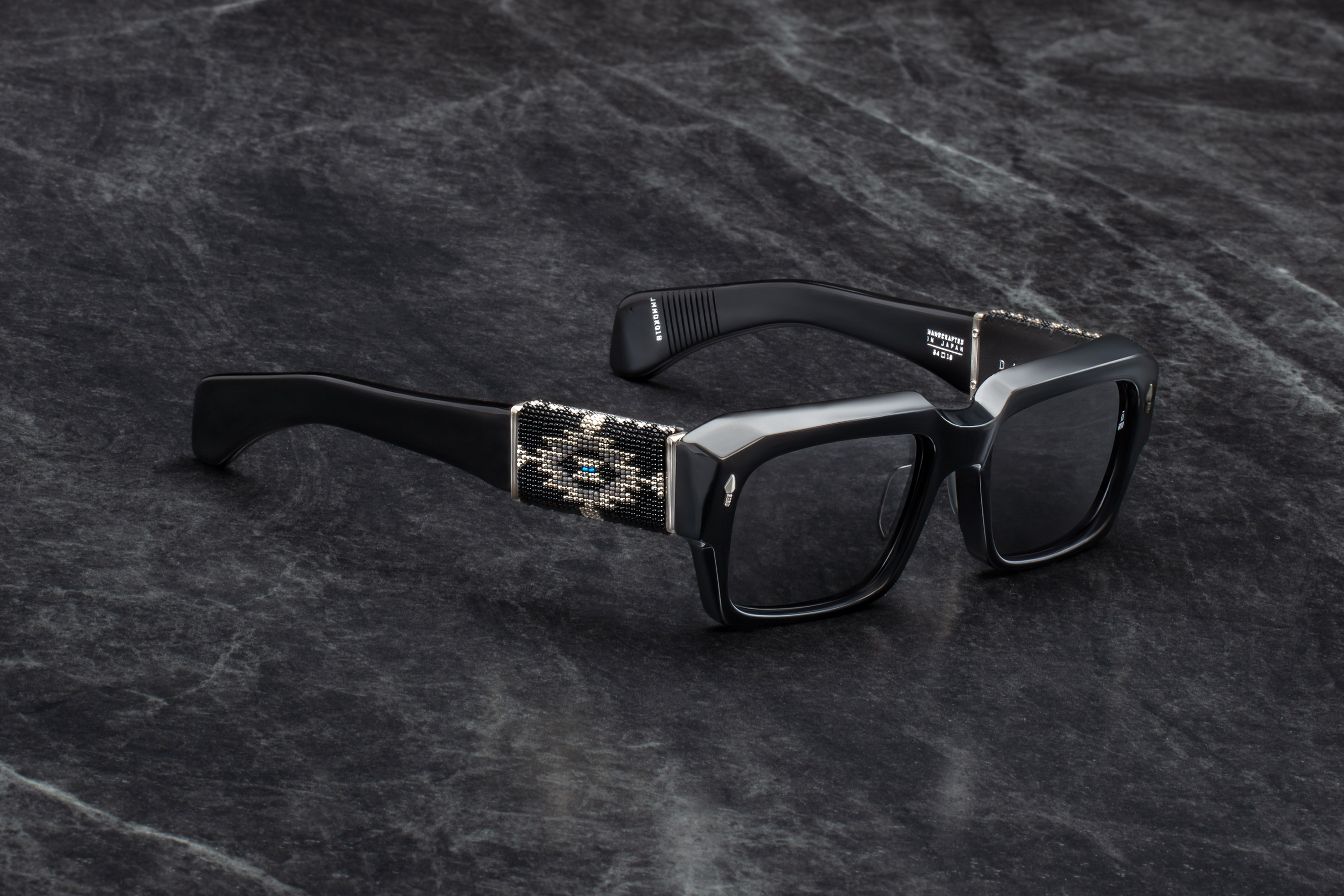 Jacques Marie Mage Beaded Dakota occhiali da sole 01B Hematite perline