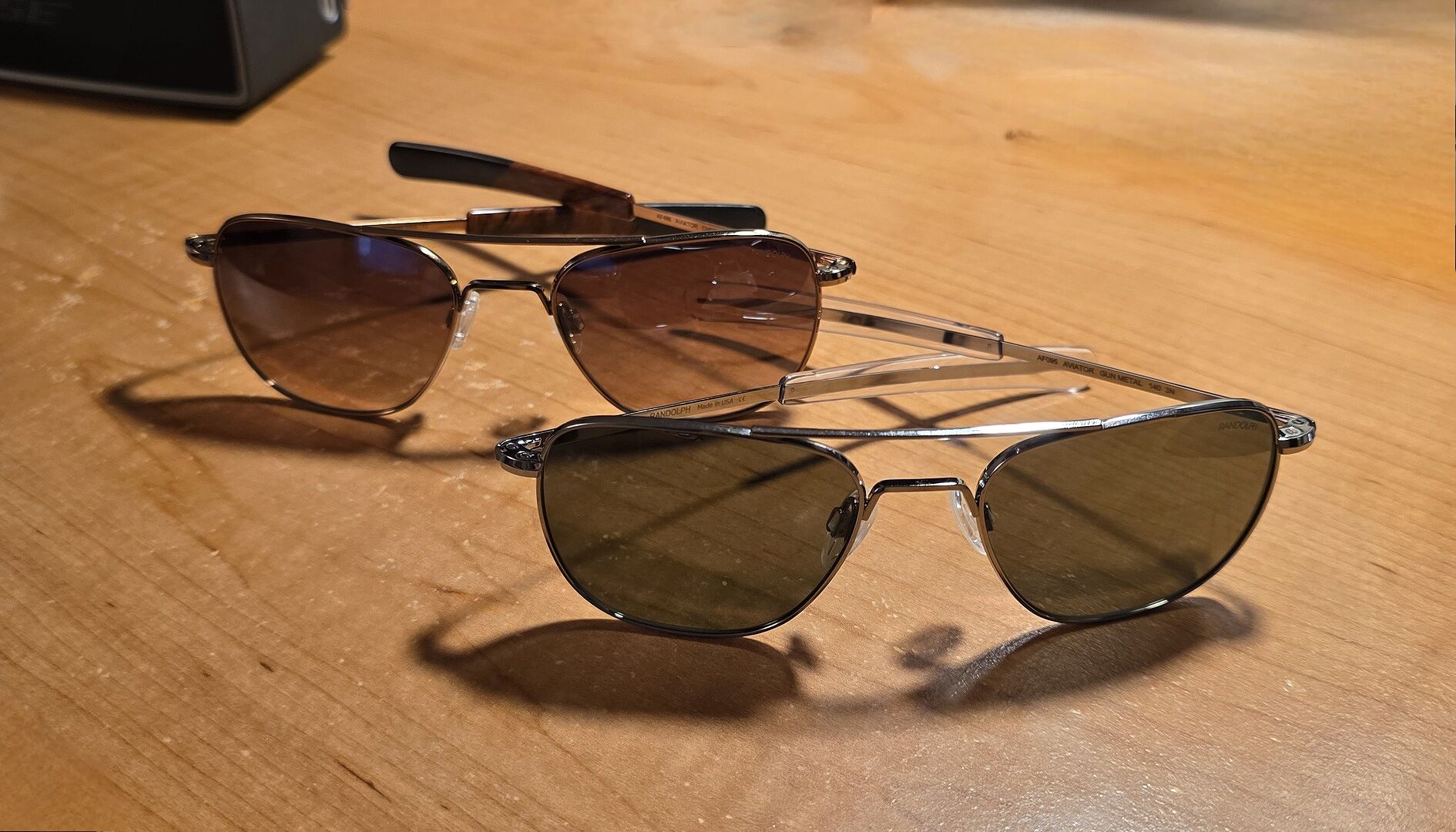 Randolph Aviator Chocolate Gold Cape Sand occhiali da sole 55mm