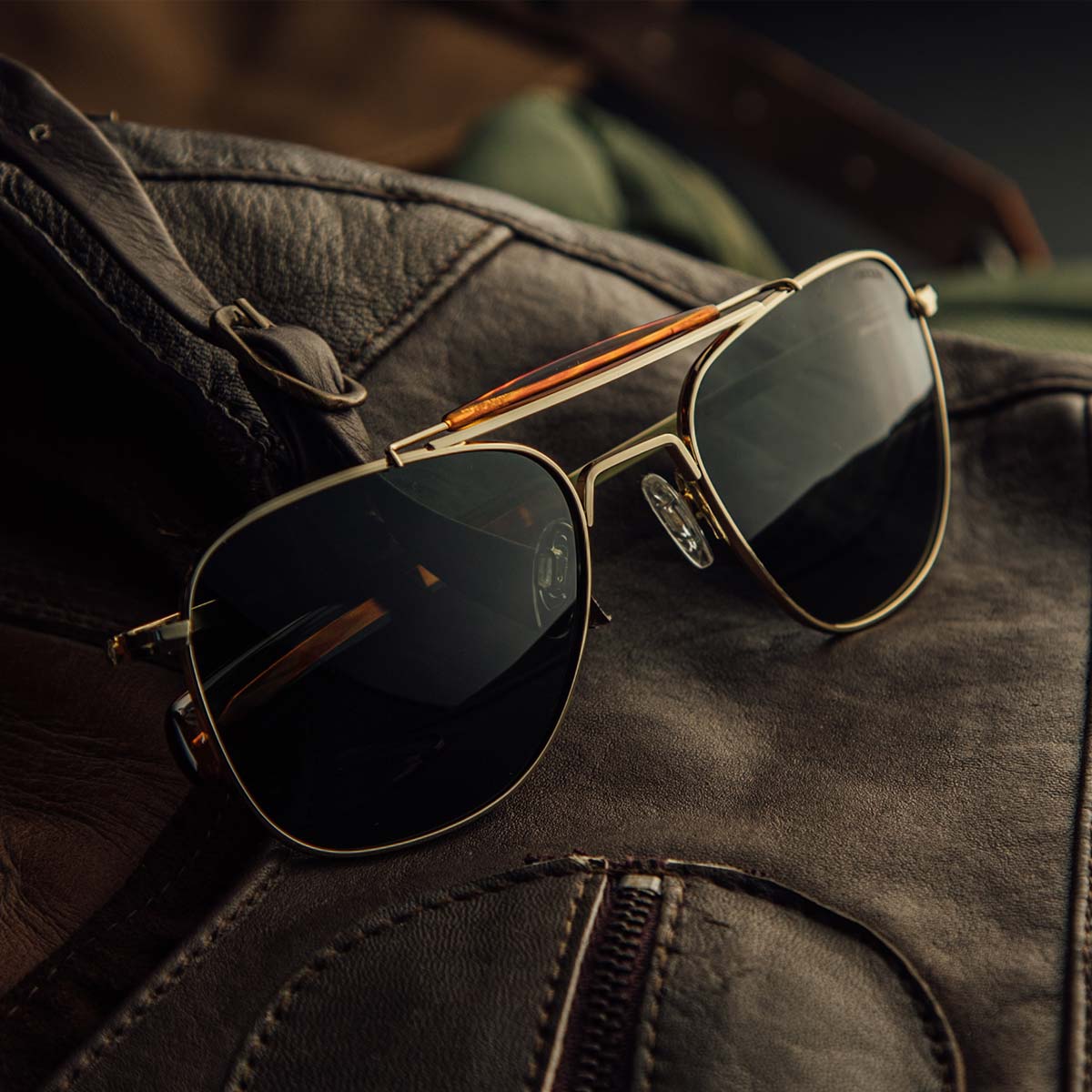 Randolph Aviator II occhiali da sole 23k Gold AGX polarizzati