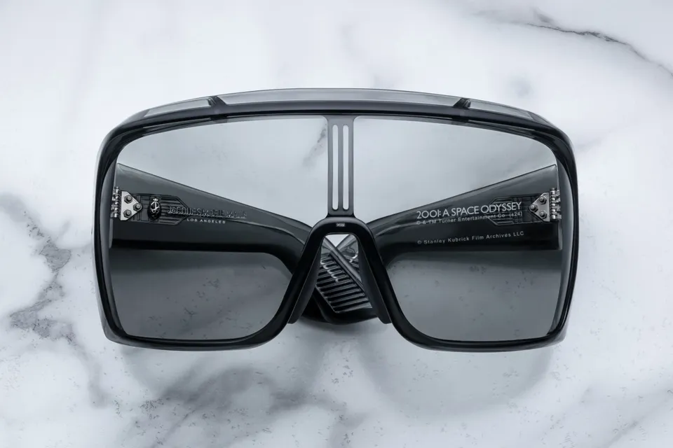 Jacques Marie Mage Stanley Kubrick 2001 occhiali da sole Future grigio