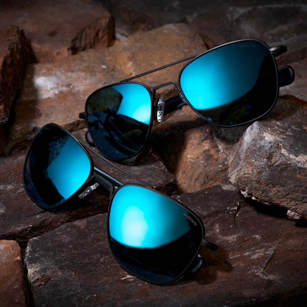Randolph Aviator Matte Black occhiali da sole cobalto