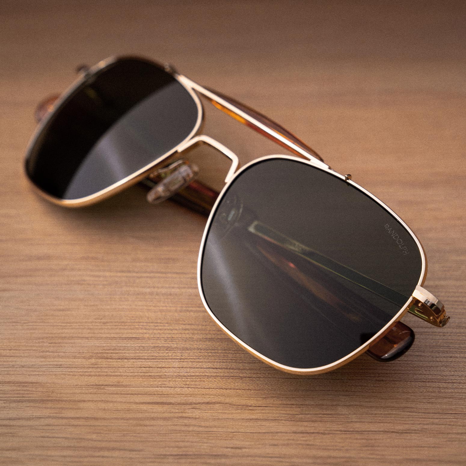 Randolph Aviator II occhiali da sole 23k Gold AGX polarizzati