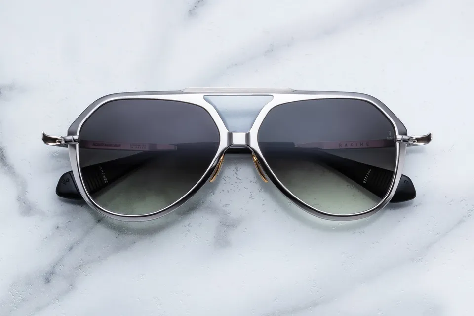 Jacques Marie Mage Loulou de la Falaise Maxime occhiali da sole unisex