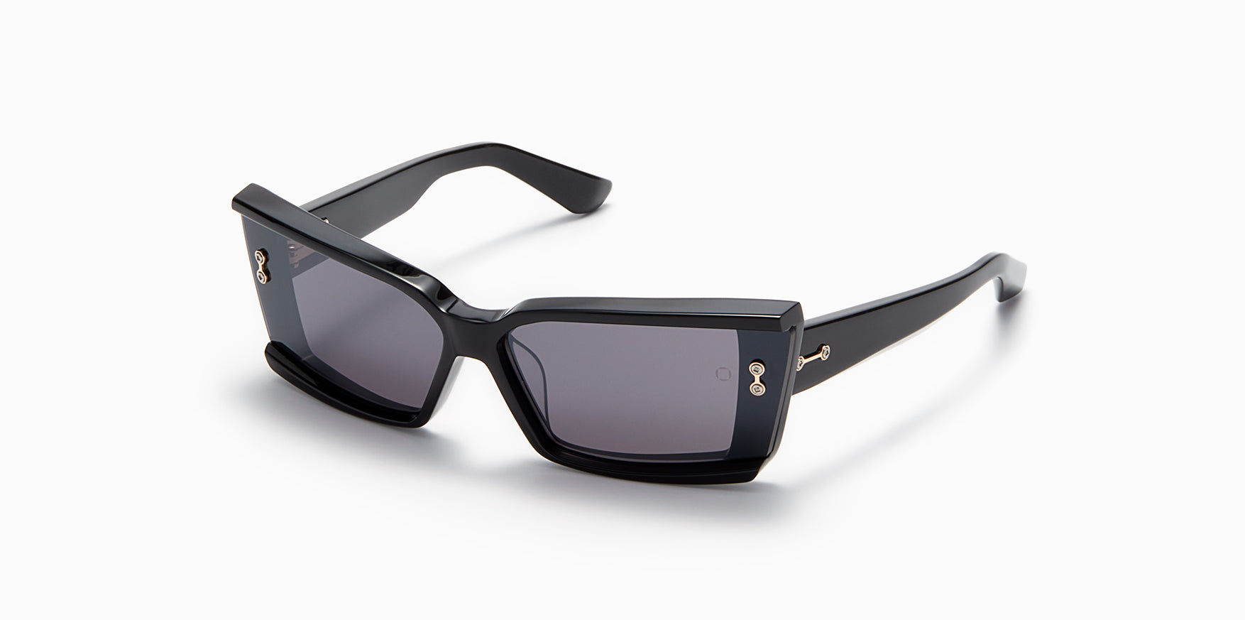 Akoni Etere Lynx occhiali da sole nero cat-eye