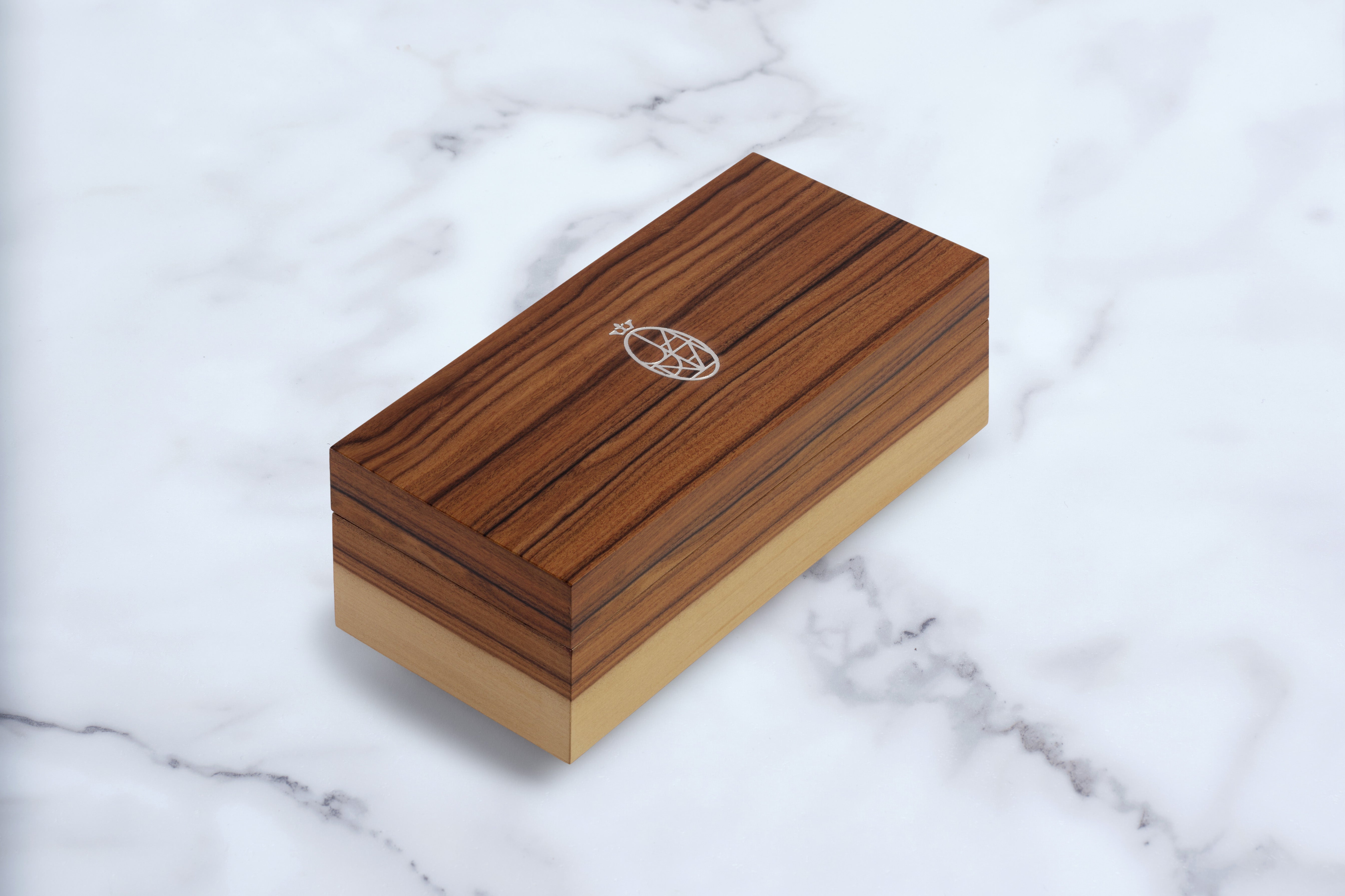Jacques Marie Mage Jodo accessorio in legno