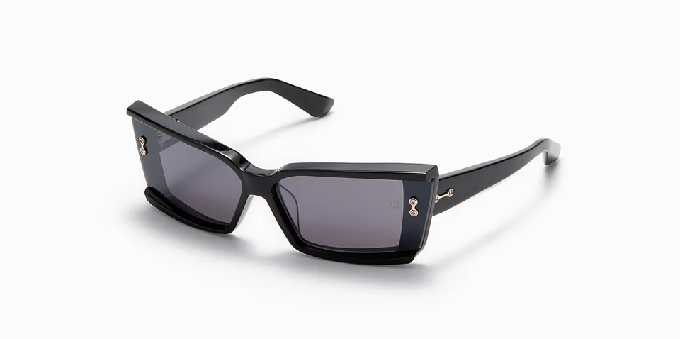 Akoni Etere Lynx occhiali da sole nero cat-eye