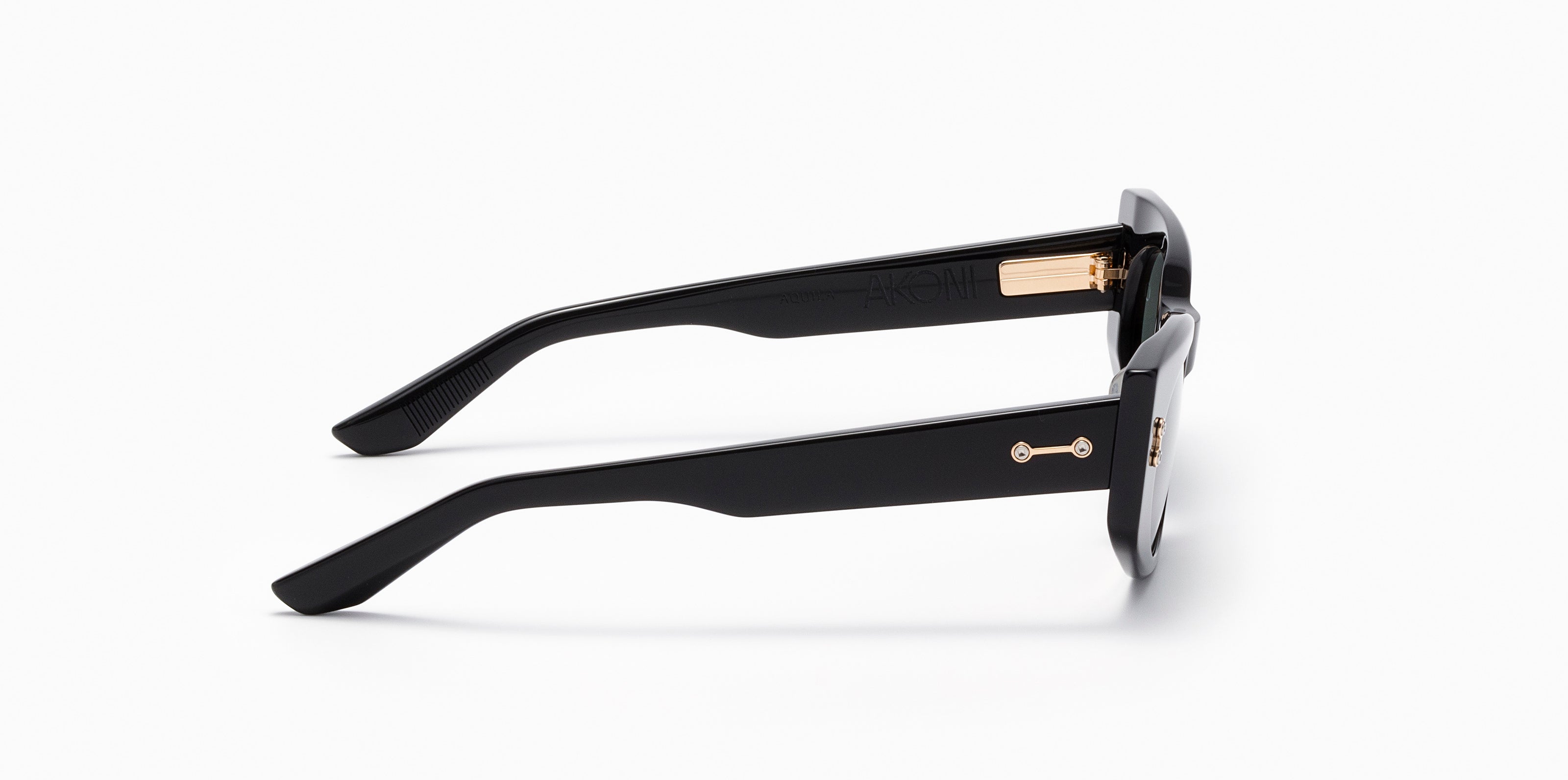 Akoni Horizon Aquila occhiali da sole nero cat eye