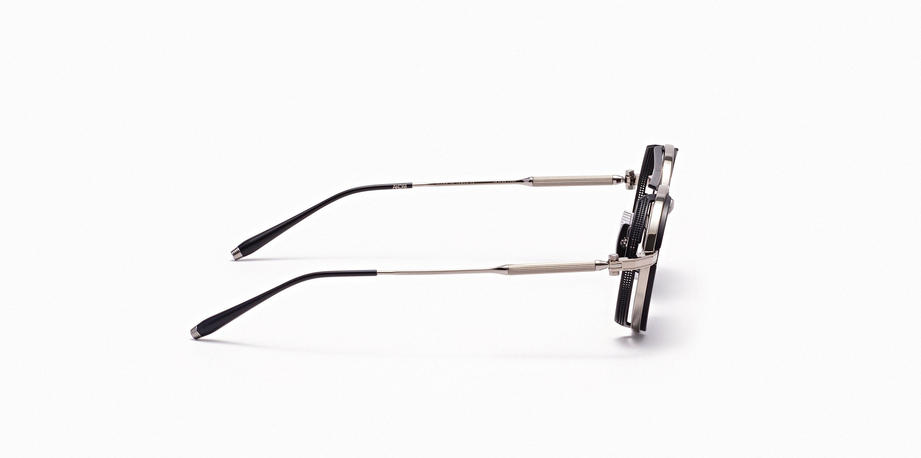 Akoni Optima Eris occhiali da sole Black Palladium in titanio