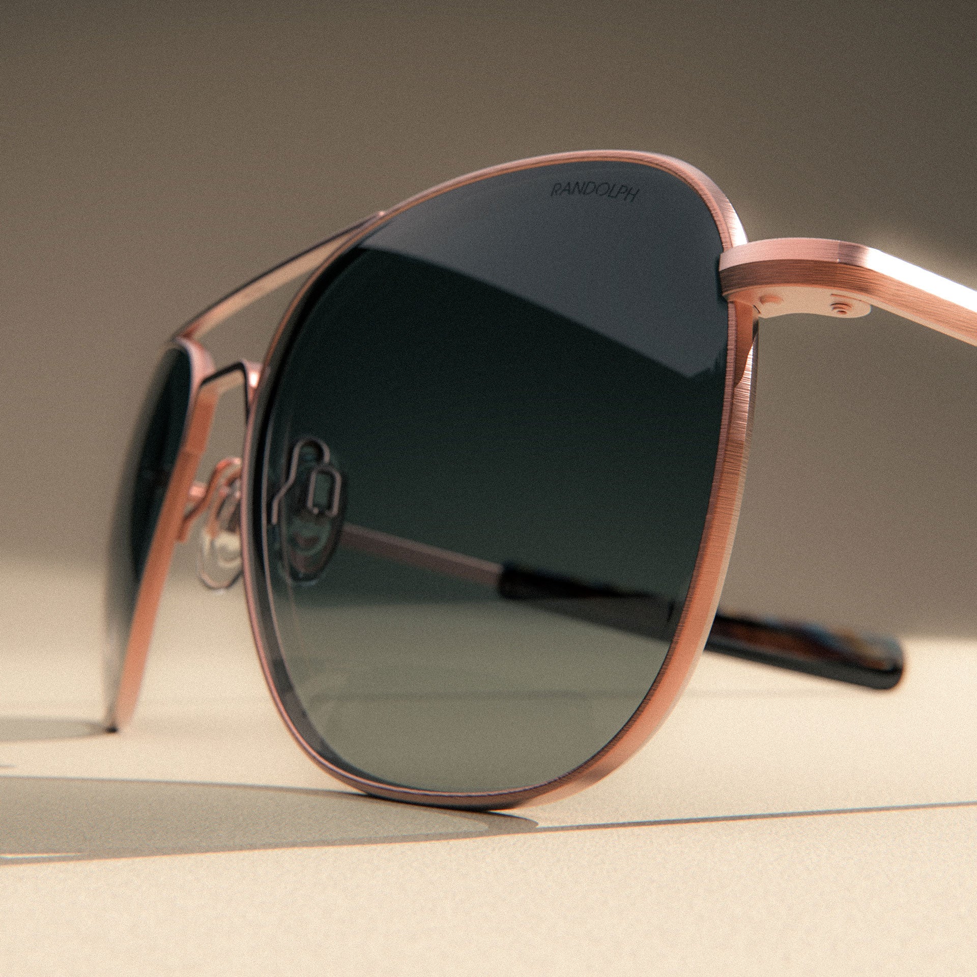 Randolph Aviator 22k Satin Rose Gold Slate occhiali da sole polarizzati