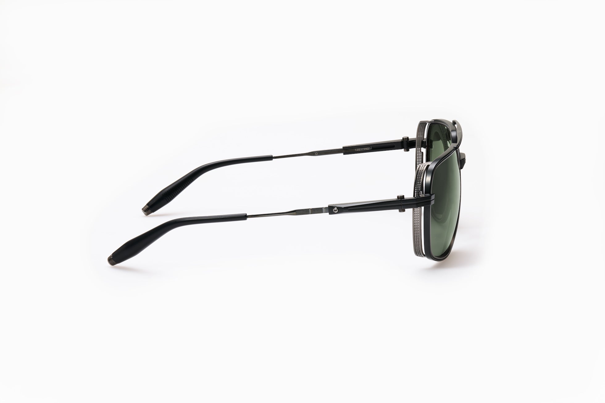 Akoni Horizon Pathfinder occhiali da sole Matte Black titanio