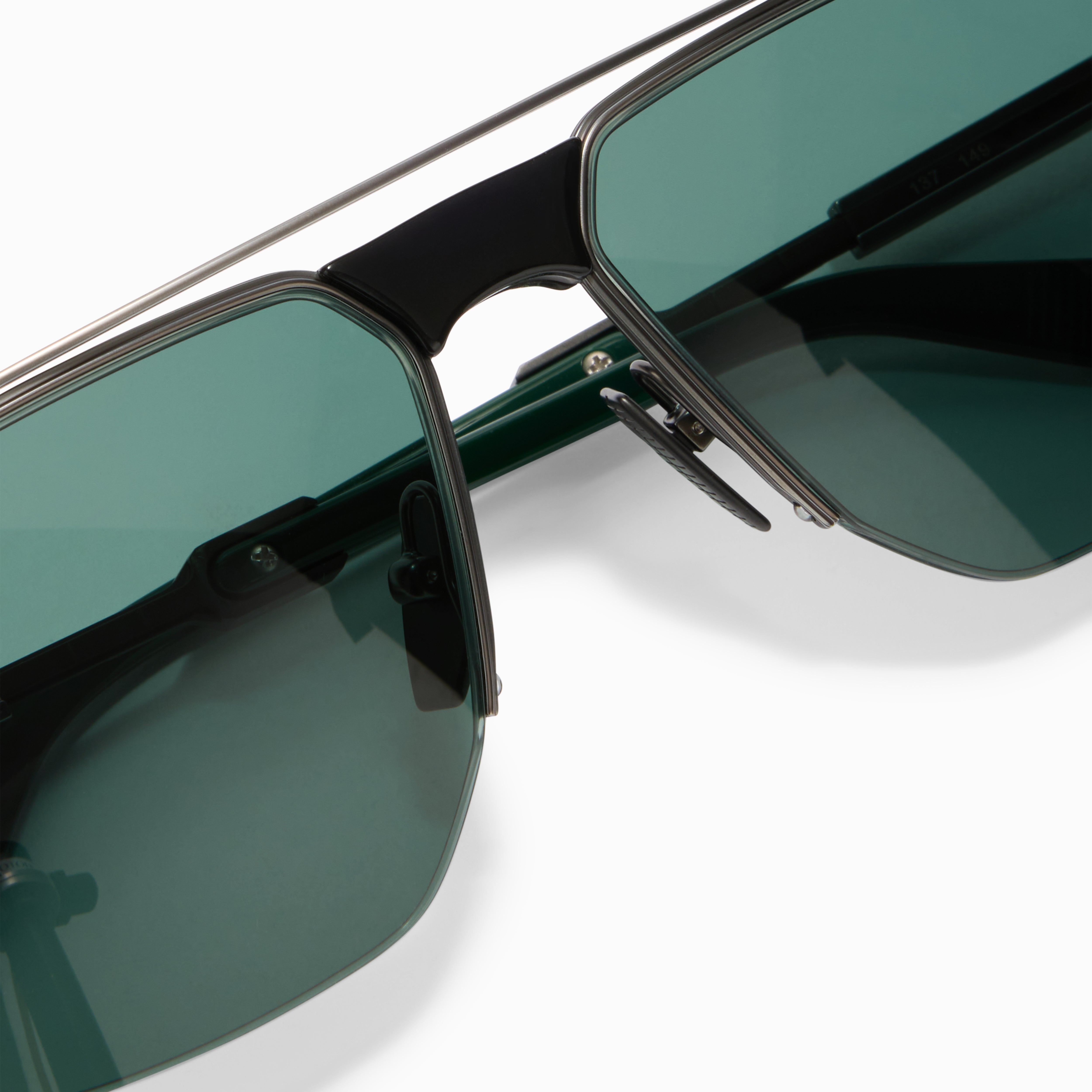 Akoni Starliner occhiali da sole Black Iron navigator