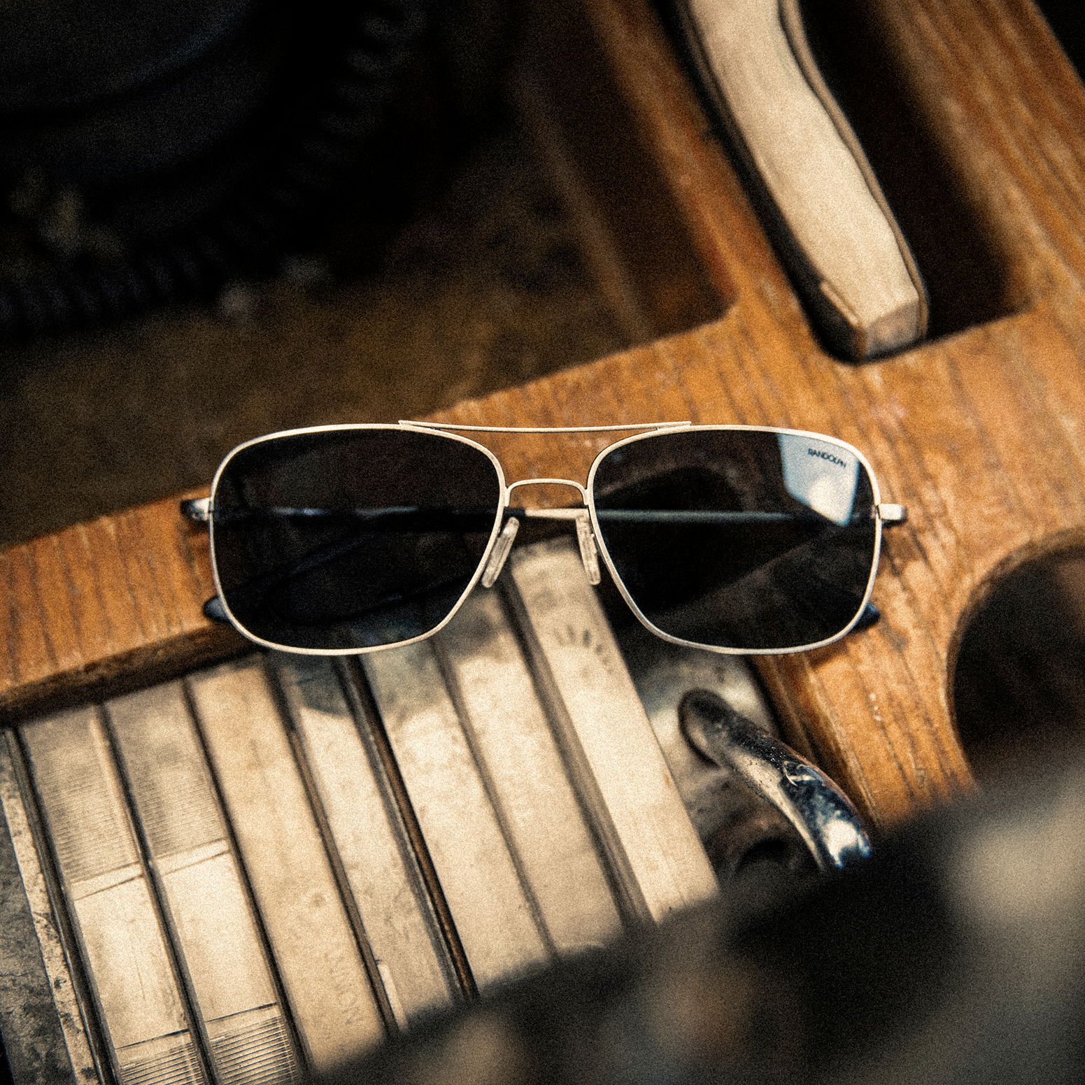 Randolph Frontier Cole Hauser occhiali da sole 59mm bronzo