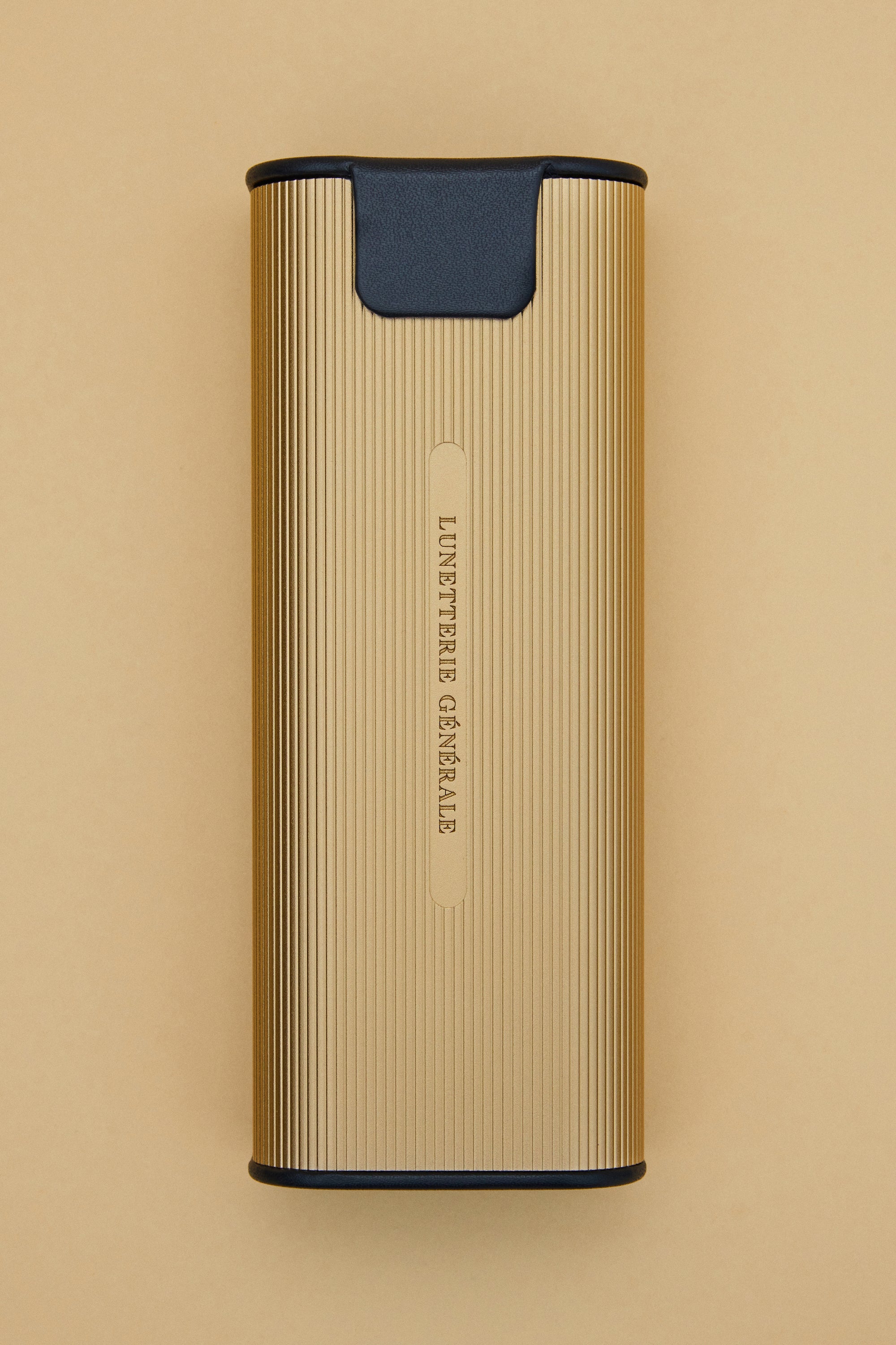 Lunetterie Générale Aluminium Case custodia occhiali champagne